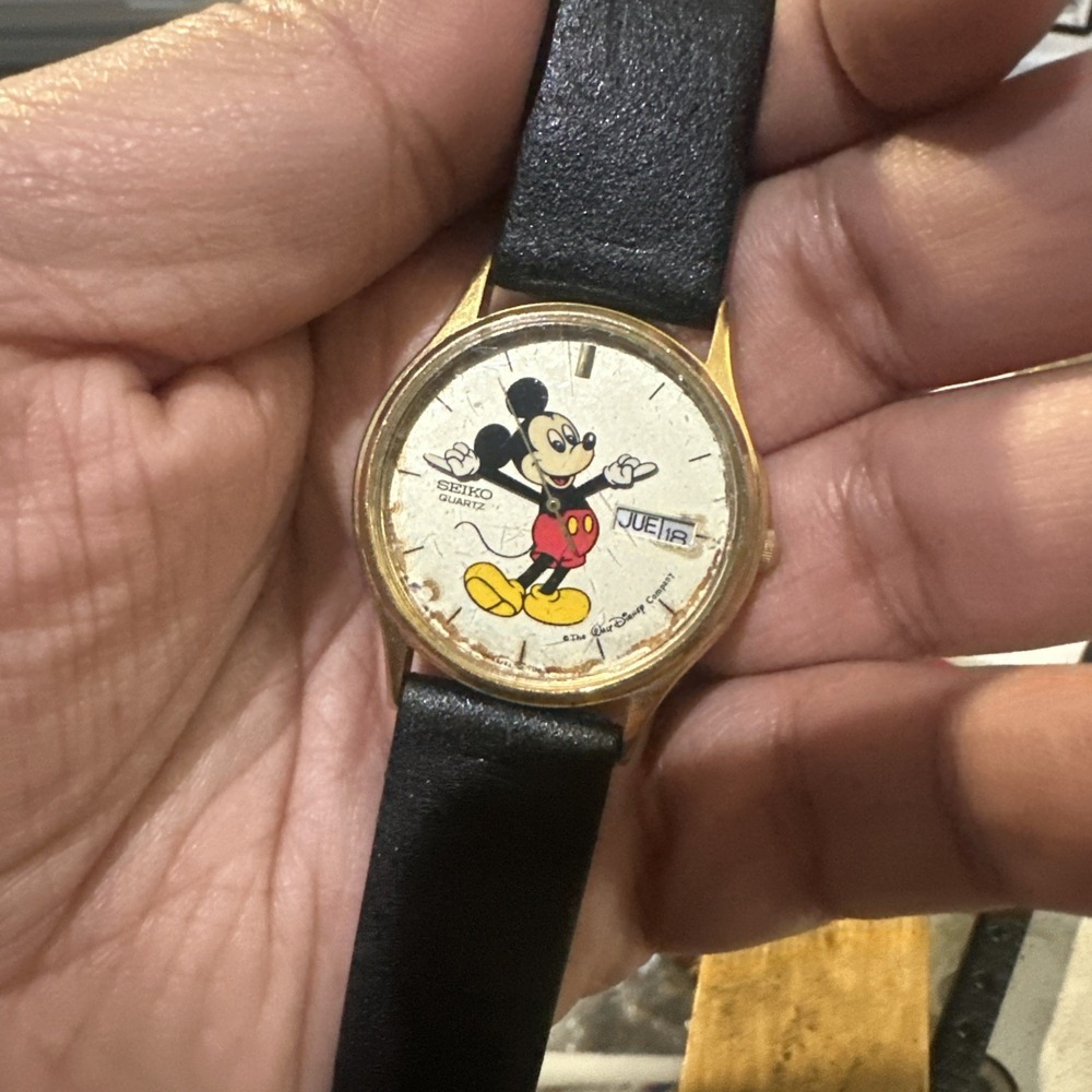 VTG Disney Seiko Mickey Mouse 5y23-7079 Gold  Day-Date Mens Watch 33mm Repair